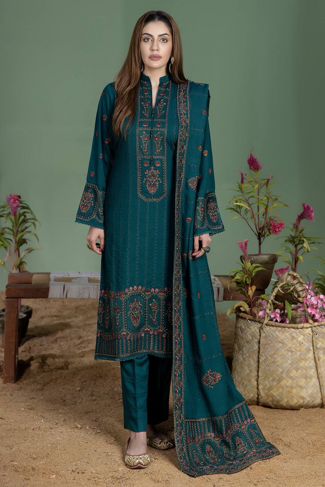 NOOR-E-FAJAR 3pc Summer Casual Collection Code:FF 