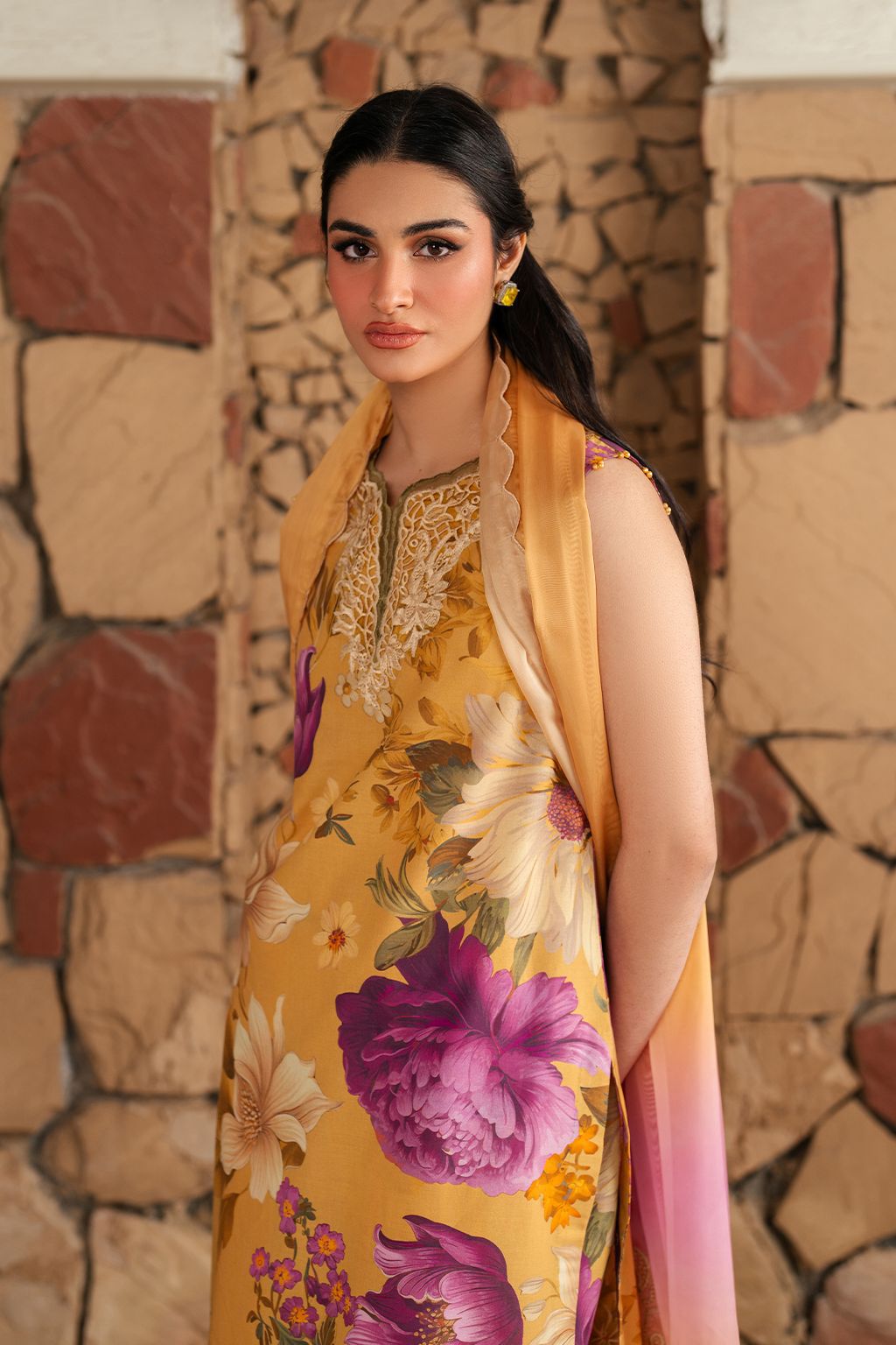 IZNIK 3pc Summer Eid Collection Code:PE001