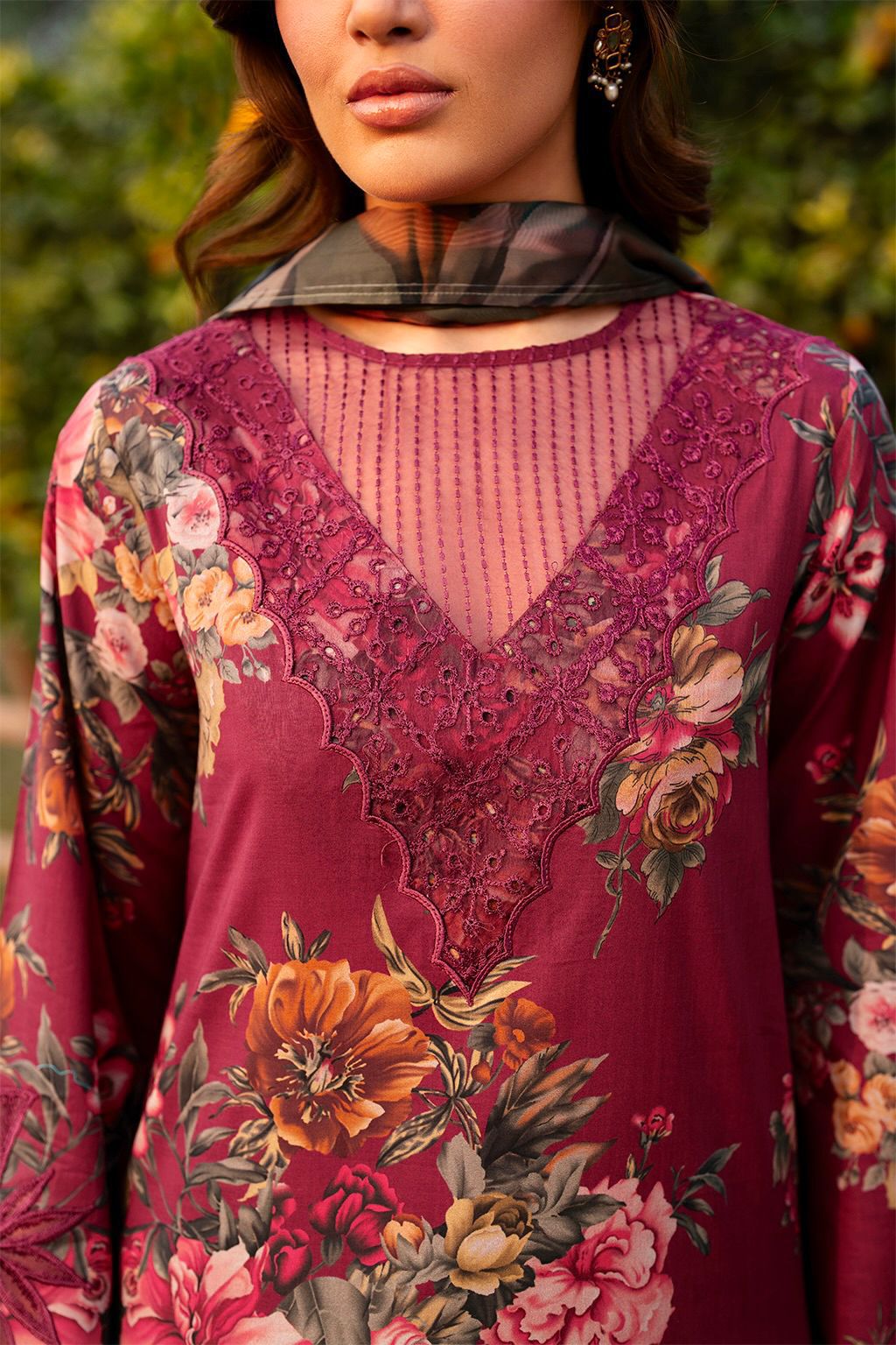 IZNIK 3pc Summer Eid Collection Code:PE001