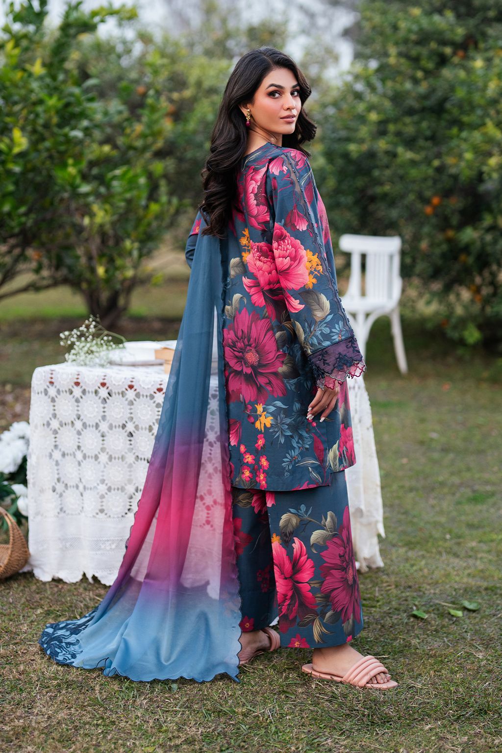 IZNIK 3pc Summer Eid Collection Code:PE001