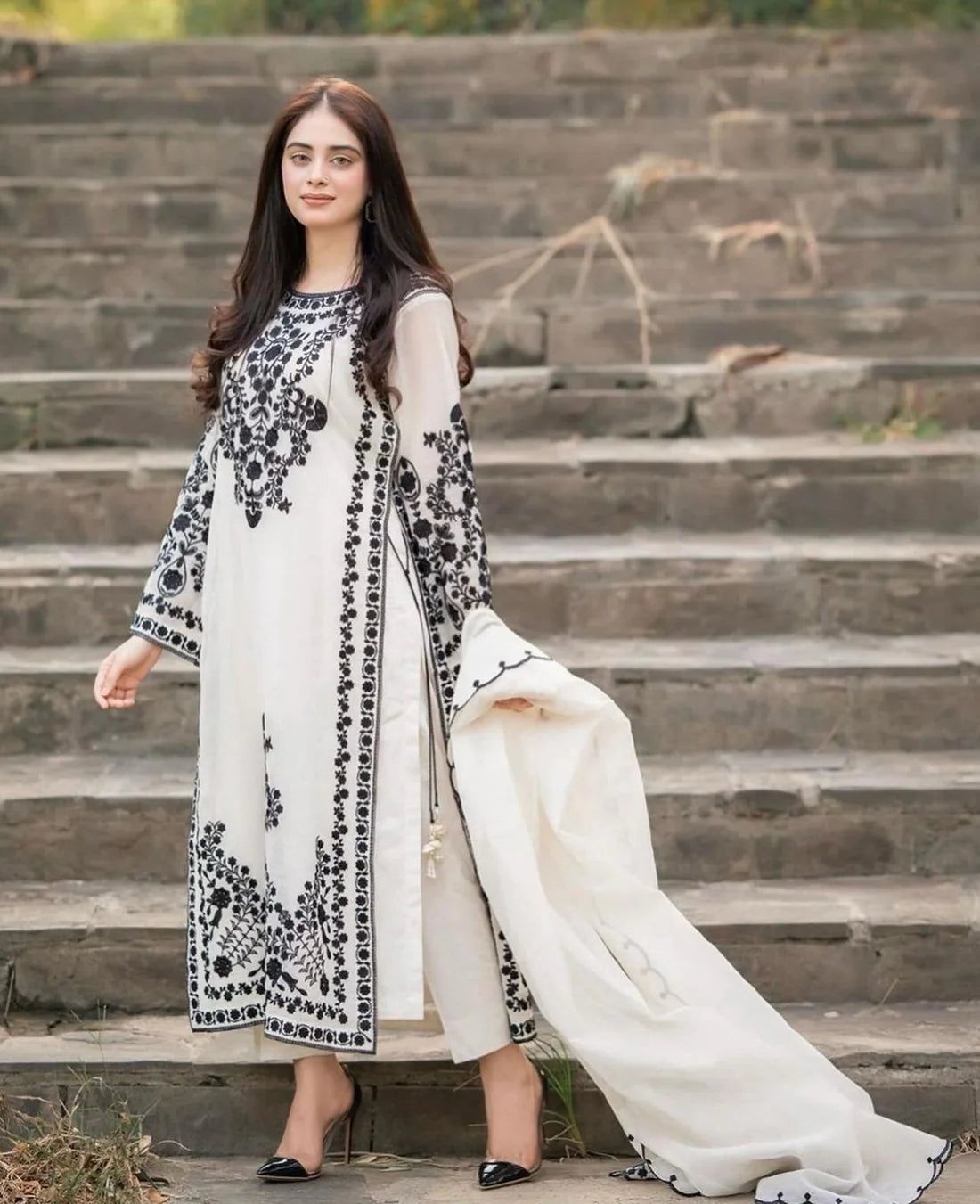 ZARA SHAHJAHAN Hit Article 3Pc Fancy in Summer Collection