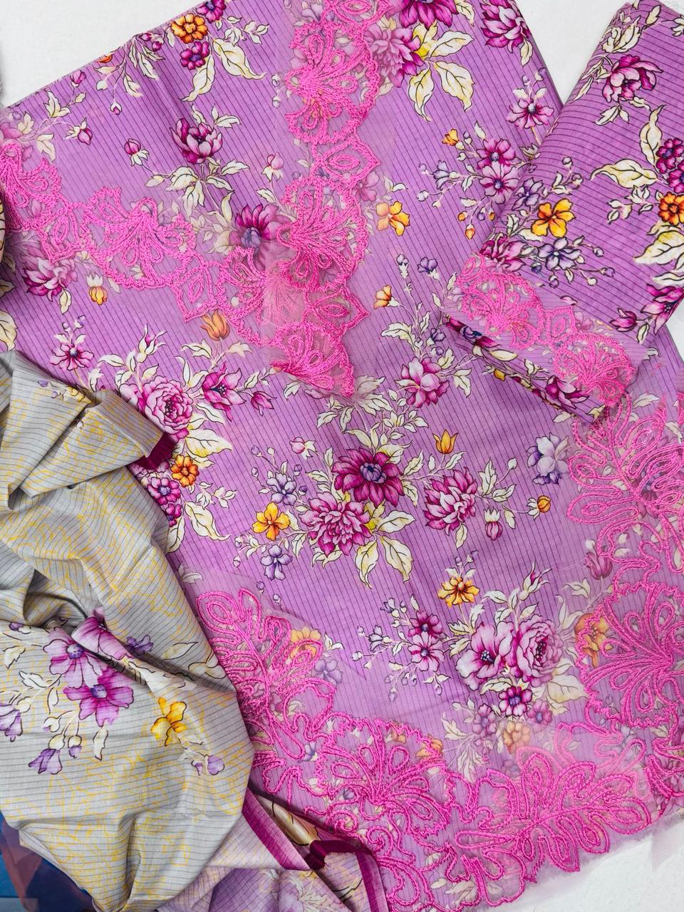 IZNIK 3pc Summer Eid Collection  Code:PE001