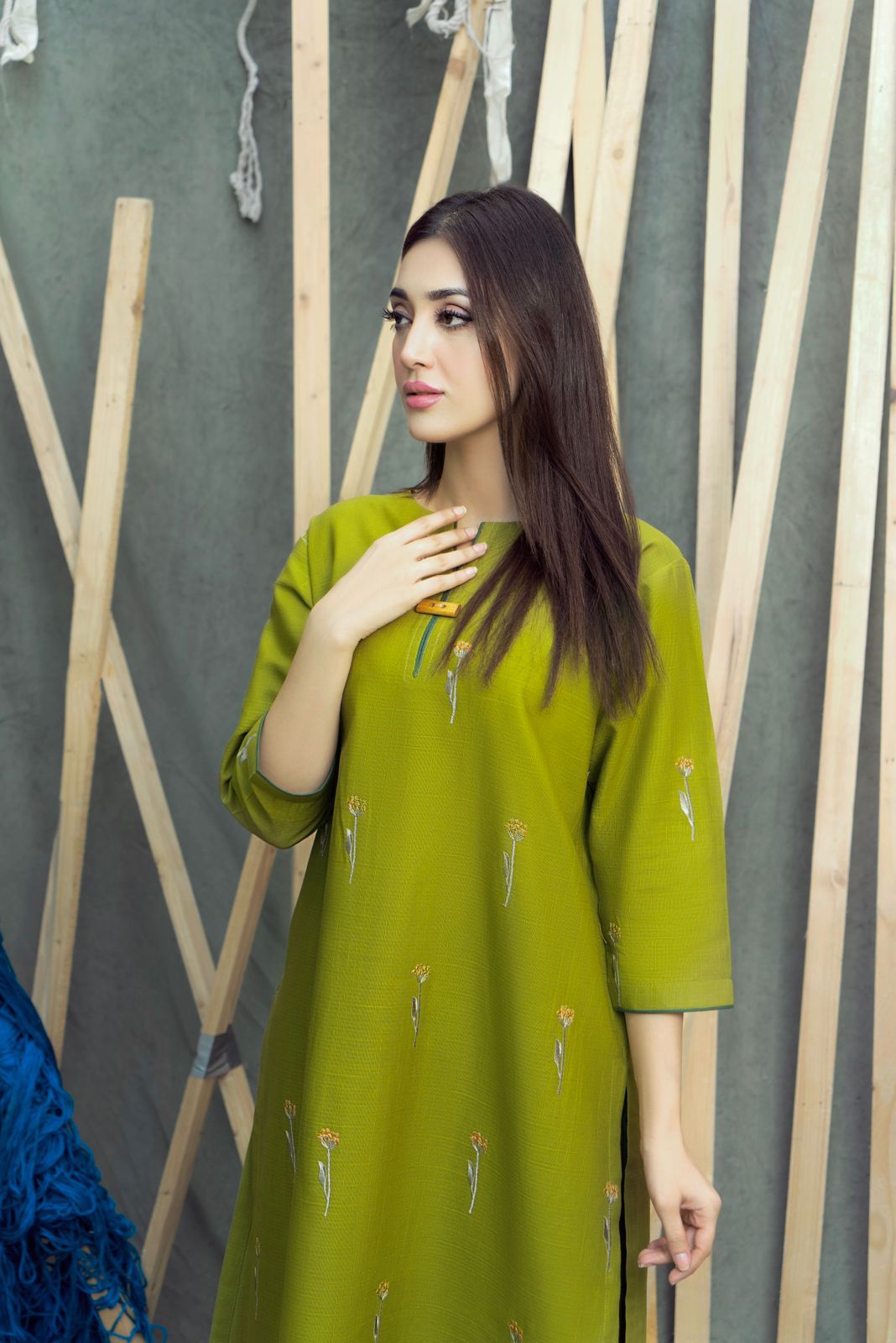 URGE 2pc Wedding Winter Collection&nbsp; Code:1060Az&nbsp;