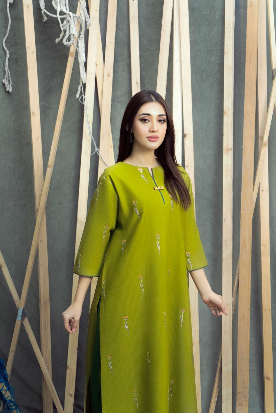 URGE 2pc Wedding Winter Collection&nbsp; Code:1060Az&nbsp;