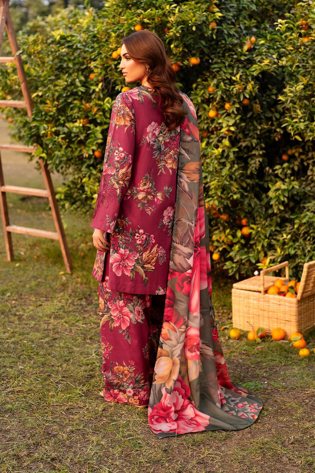 IZNIK 3pc Summer Eid Collection&nbsp; Code:PE001