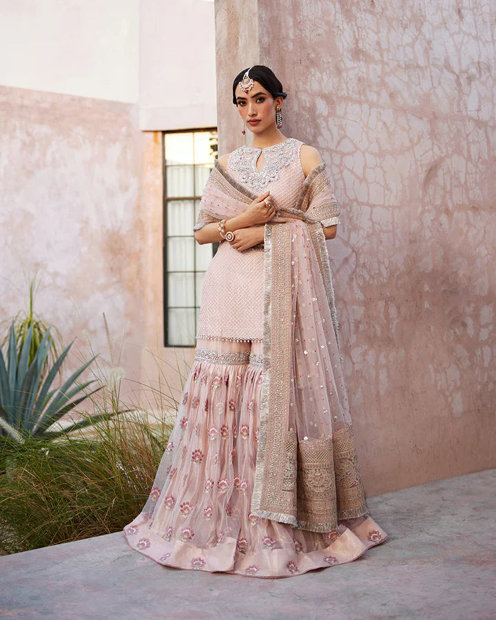 Eilees is a fabulous bridal gharara set. hitcode
